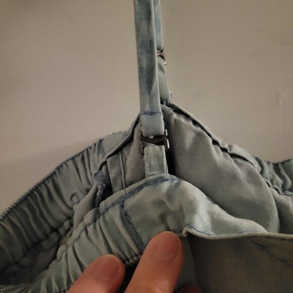 Free People Light Sky Blue Chambray Cold Shoulder Crop Ruffle Top Size Small - Picture 8 of 14